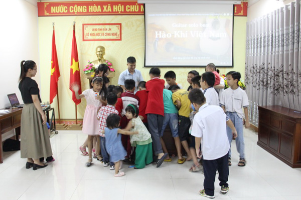 Công đoàn Sở Khoa học và Công nghệ tổ chức Chương trình vui tết Trung thu năm 2023