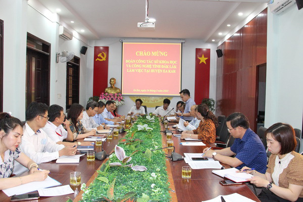 Sở Khoa học và Công nghệ làm việc với huyện Ea Kar về hoạt động khoa học và công nghệ năm 2023