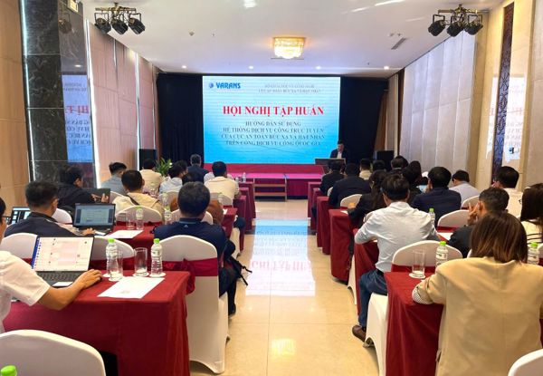 Hội nghị tập huấn hướng dẫn sử dụng hệ thống dịch vụ công trực tuyến của Cục ATBXHN trên Cổng Dịch vụ công Quốc gia