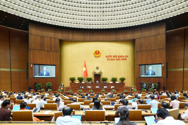 Đoàn đại biểu Quốc hội tỉnh Đắk Lắk thảo luận về một số nội dung của dự thảo Luật Hóa chất (sửa đổi)
