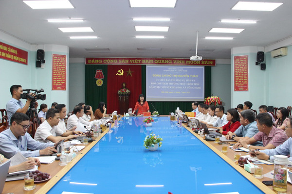 Đoàn công tác UBND tỉnh Đắk Lắk làm việc với Sở Khoa học và Công nghệ
