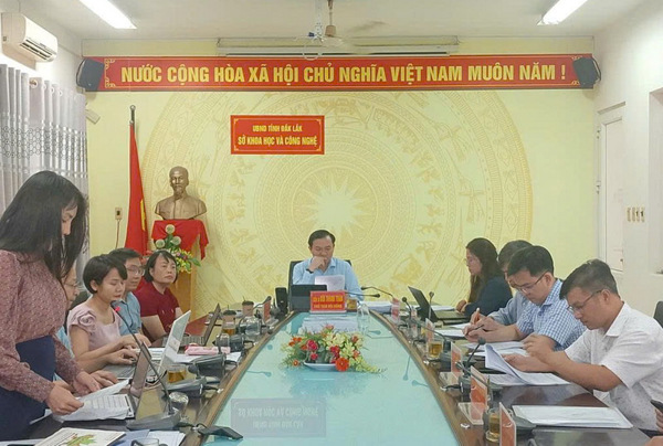 Nghiệm thu kết quả thực hiện nhiệm vụ khoa học và công nghệ cấp tỉnh “Nghiên cứu ứng dụng công nghệ nano để bảo quản trái bơ và sầu riêng tại Đắk Lắk