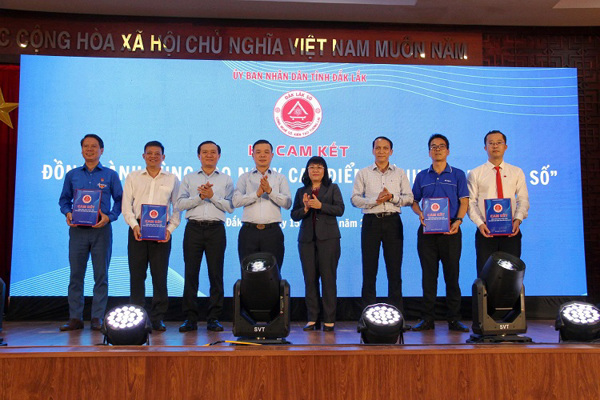 Đắk Lắk: Lan tỏa mạnh mẽ phong trào “Bình dân học vụ số” sau 100 ngày cao điểm triển khai