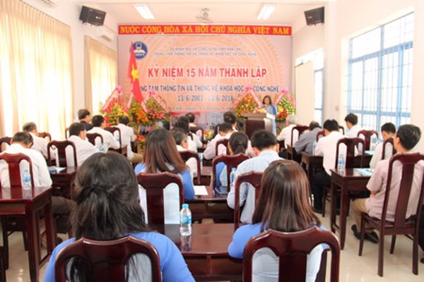 Trung tâm Thông tin và Thống kê KH&CN tỉnh Đắk Lắk tổ chức kỷ niệm 15 năm thành lập
