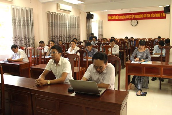 Khóa đào tạo “Chuyên gia kiểm tra, đánh giá Hệ thống quản lý chất lượng theo tiêu chuẩn quốc gia TCVN ISO 9001:2015 trong cơ quan hành chính nhà nước tỉnh Đắk Lắk năm 2020”